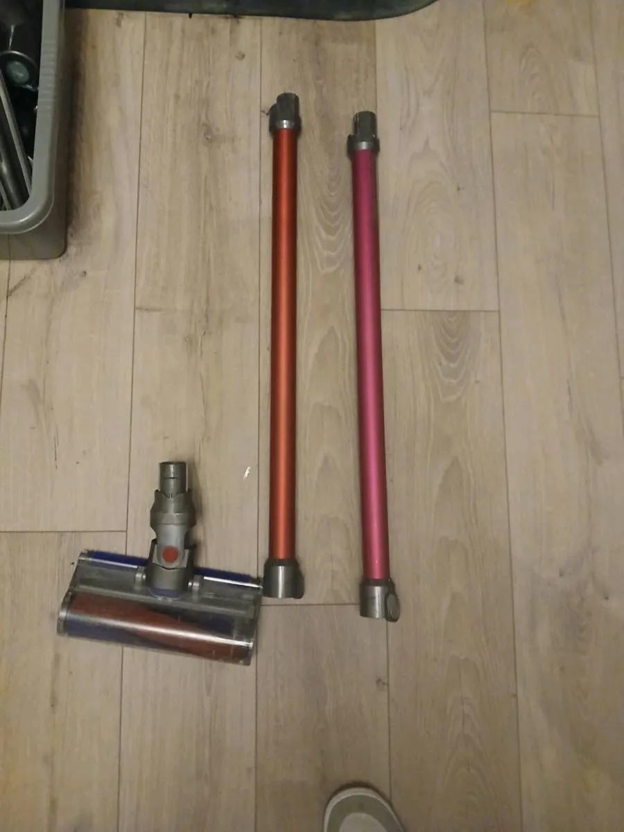 Dyson V6 parts - Image 2