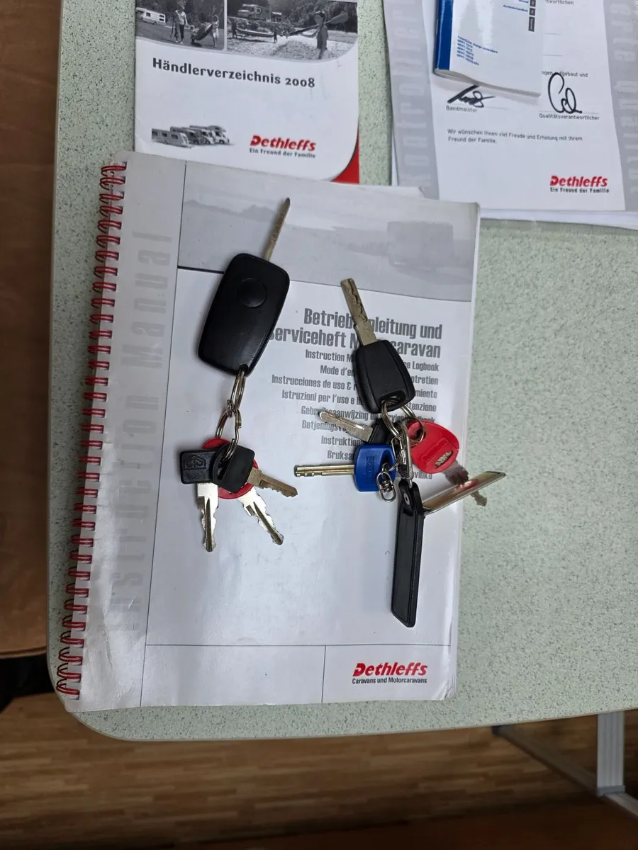 2008 Dethleffs Advantage A5831 Camper - Image 2