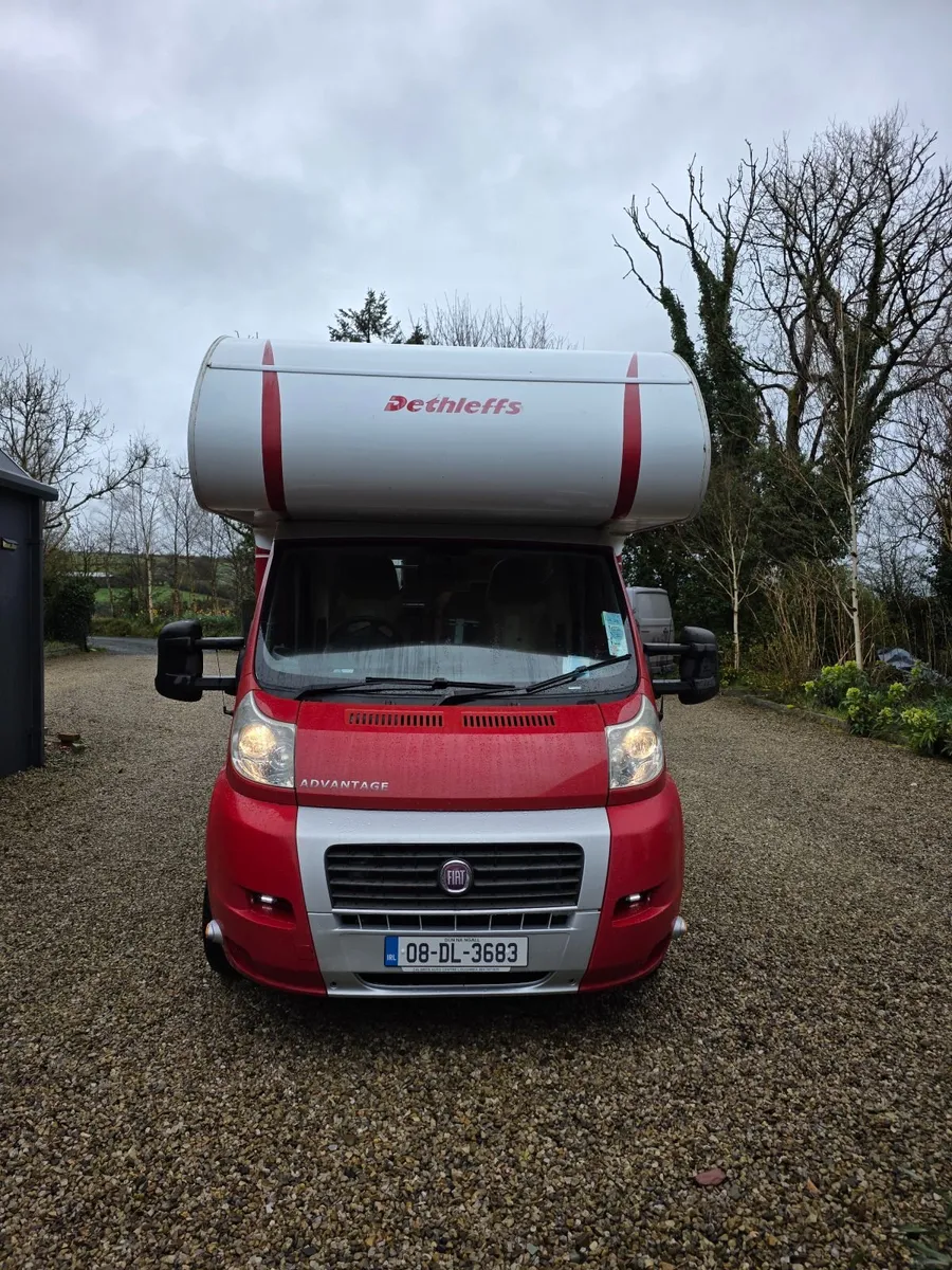 2008 Dethleffs Advantage A5831 Camper - Image 4