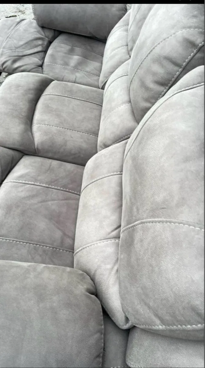 Reclining sofa - Image 4
