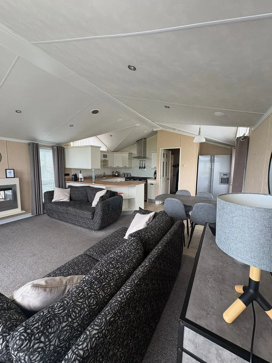 Willerby New Hampshire - Image 4