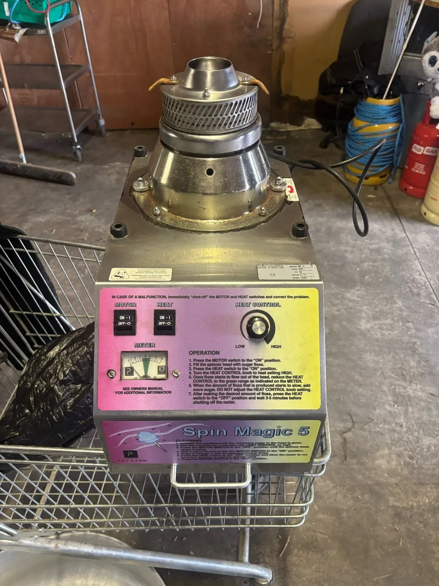 candy floss machine - Image 1