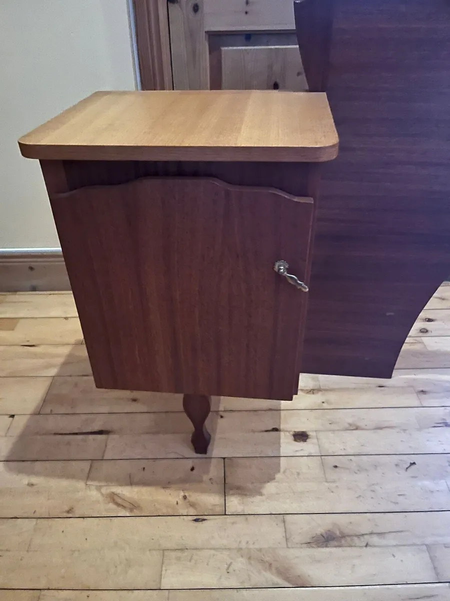 Wooden Headboard - Image 2