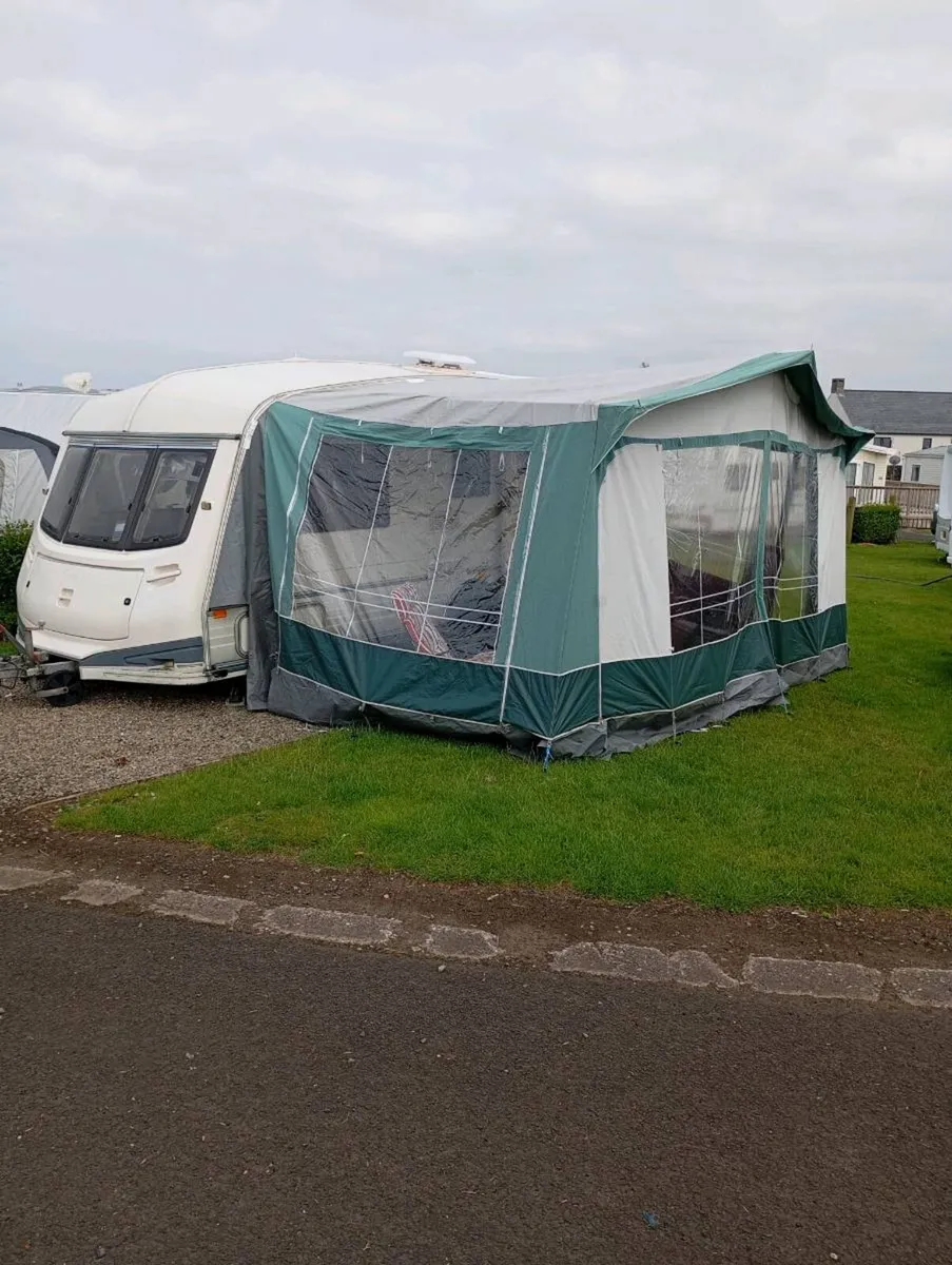 Prestige 5 berth - Image 3