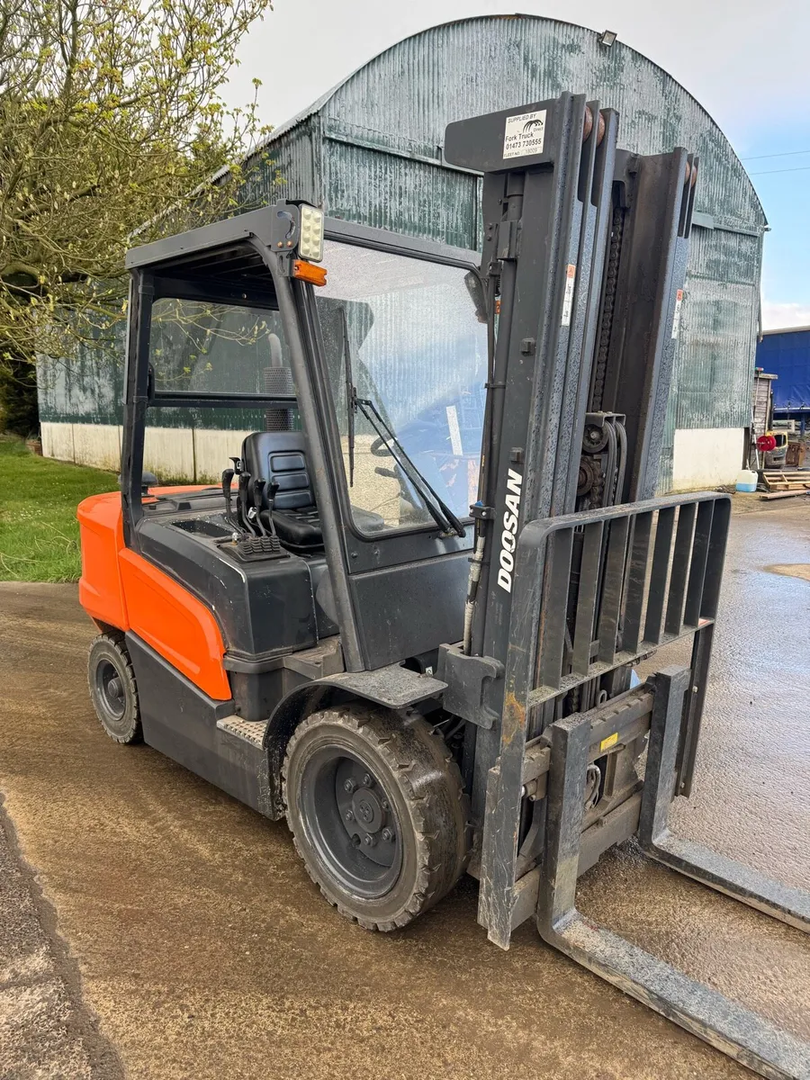 Doosan Forklift - Image 3