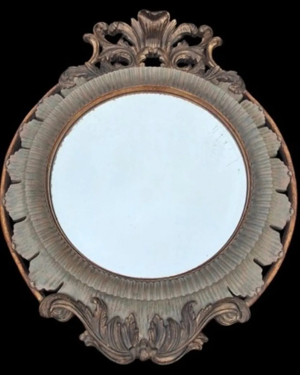 Large bevel edged mirror with moulded frame. - Image 1
