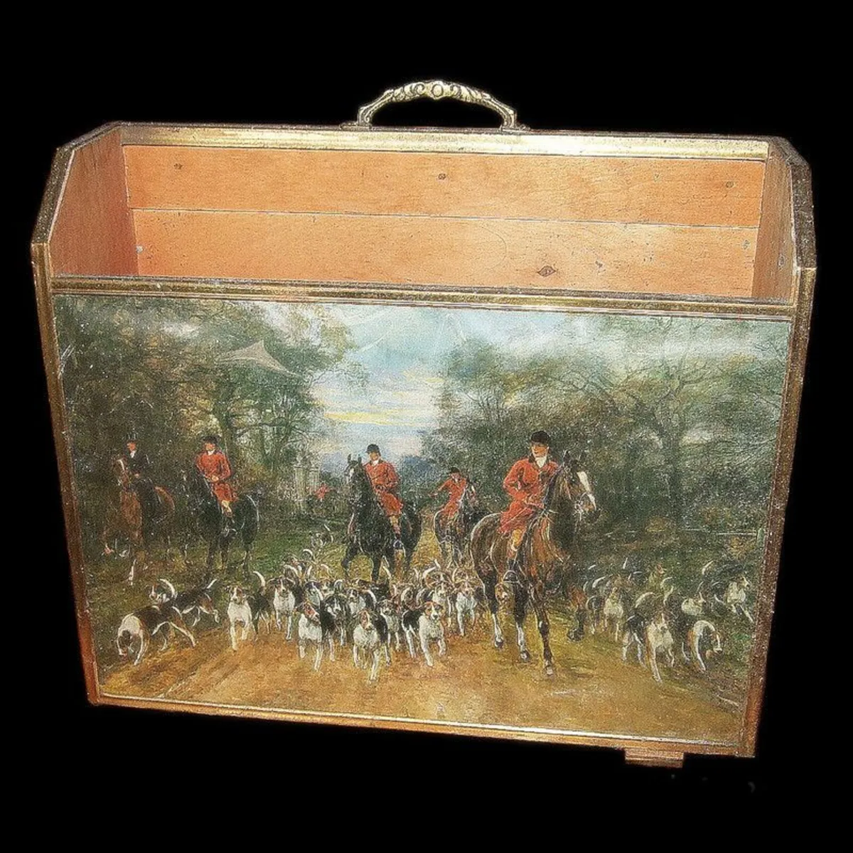 Vintage 'Hunting Scene' Magazine Rack - Image 1