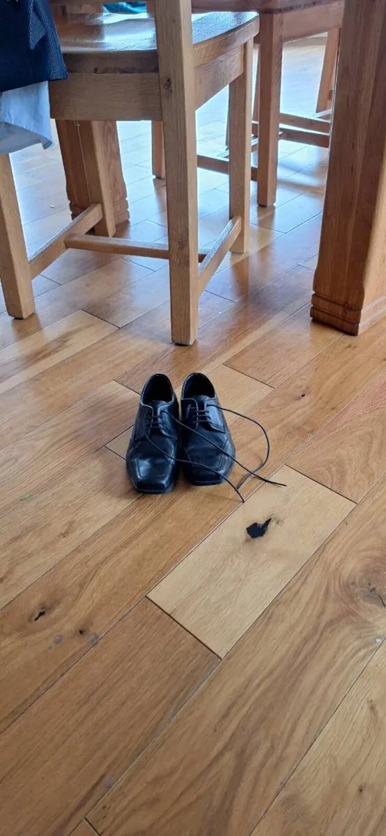 1880 Club boys suit and shoes - Image 3