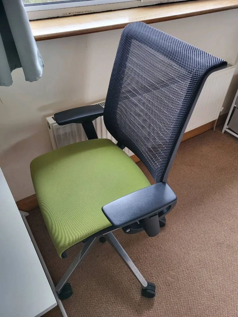 Home office Chair - Image 2