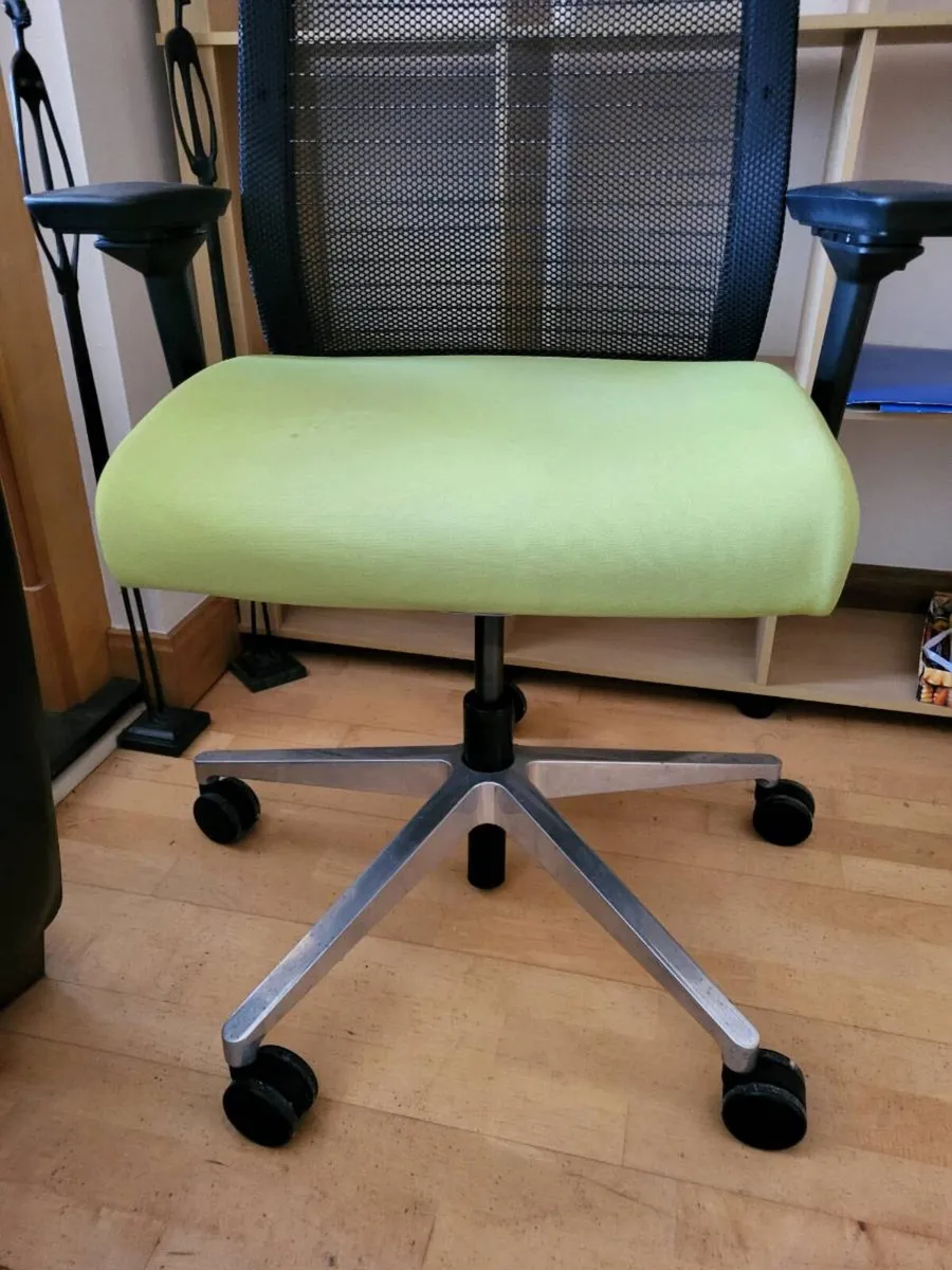 Home office Chair - Image 3