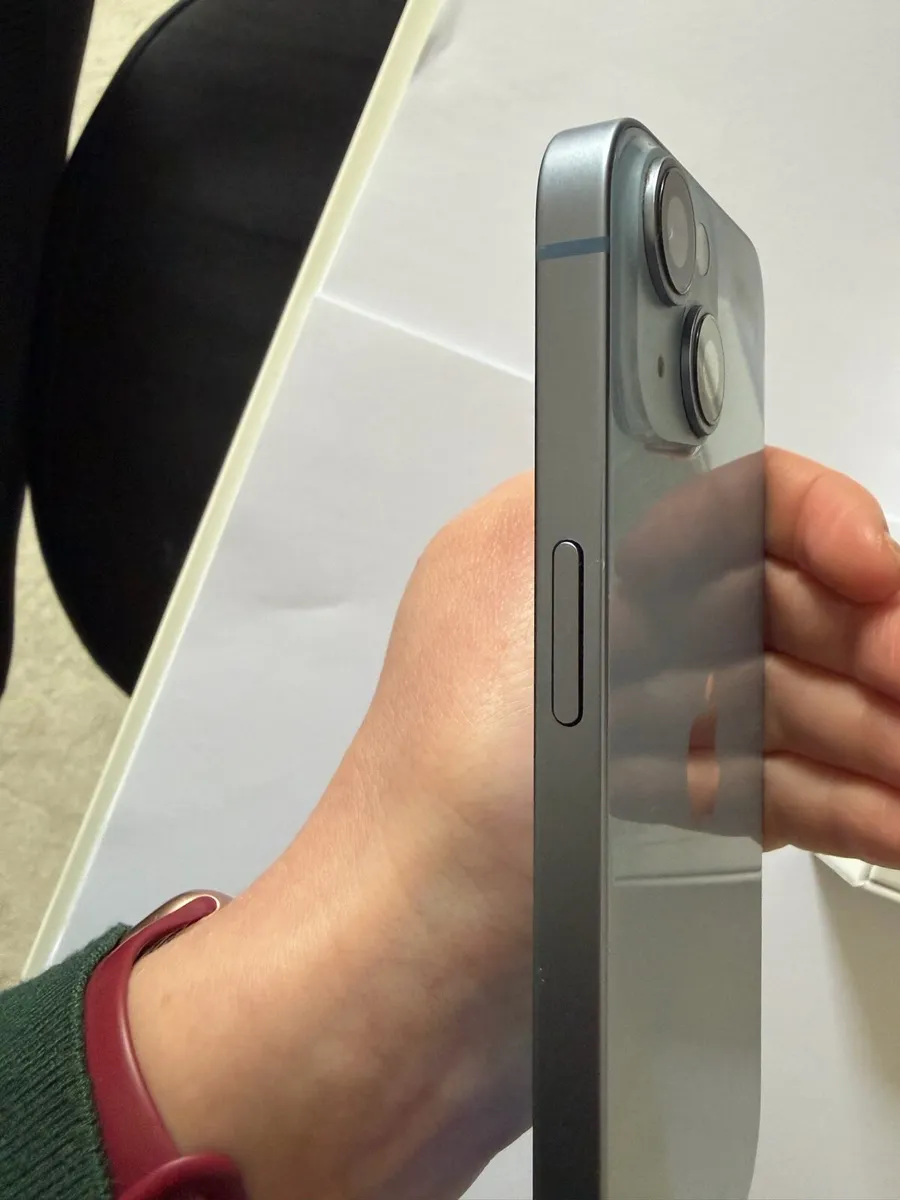 iPhone 14 128GB BLUE - Image 2