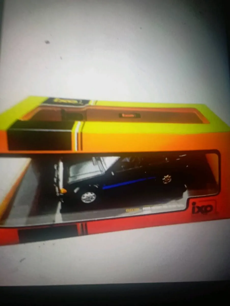 IXO 1984 FORD ESCORT MK3 RS TURBO  MODLE CAR. - Image 3