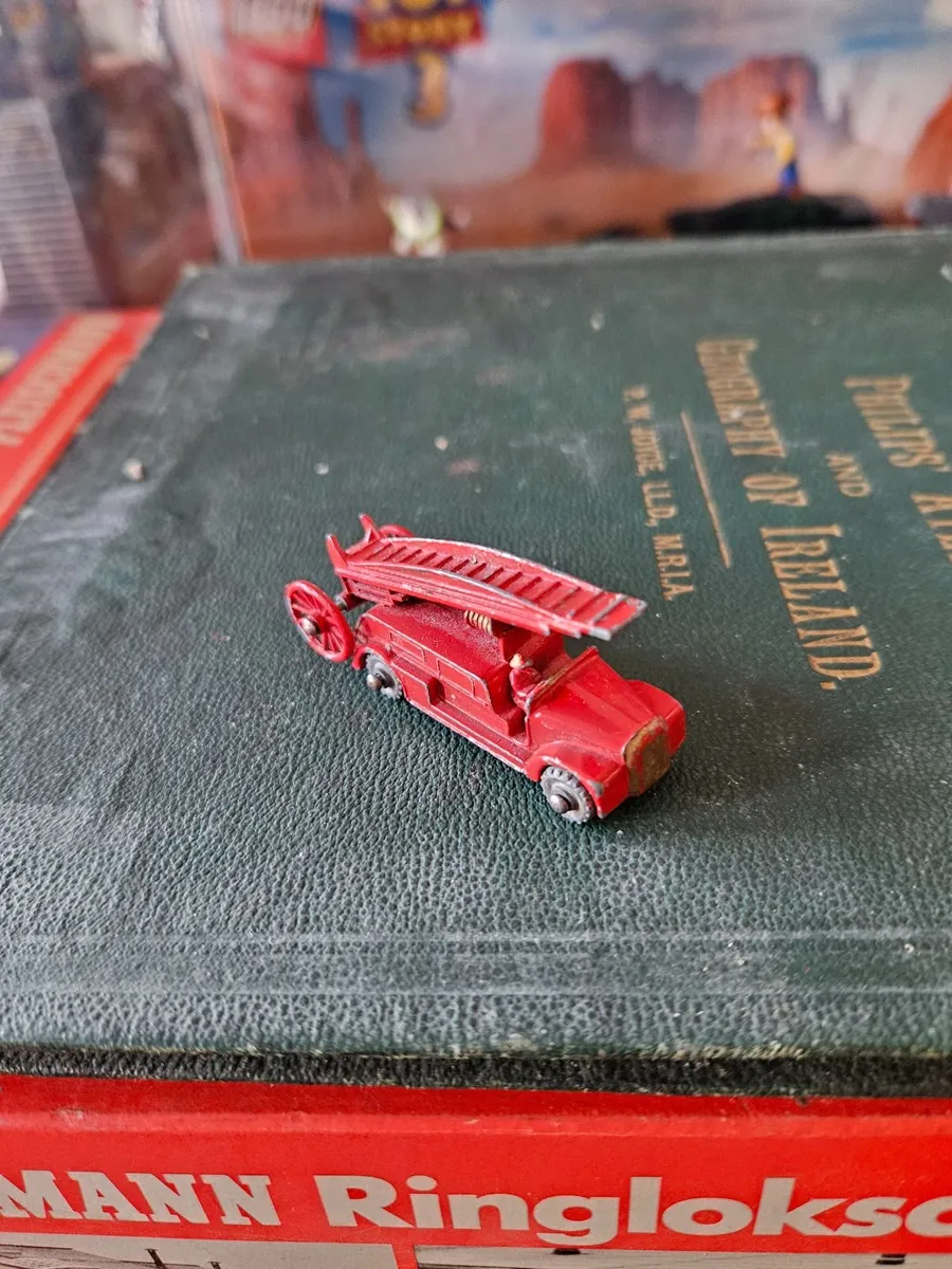 Matchbox Lesney Fire Engine - Image 2