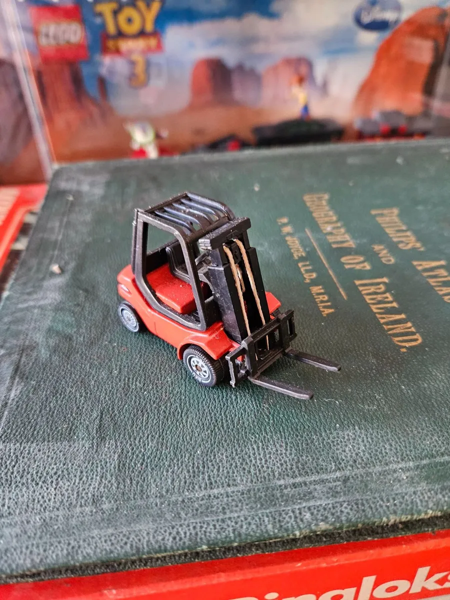 Corgi Siku Forklift - Image 1