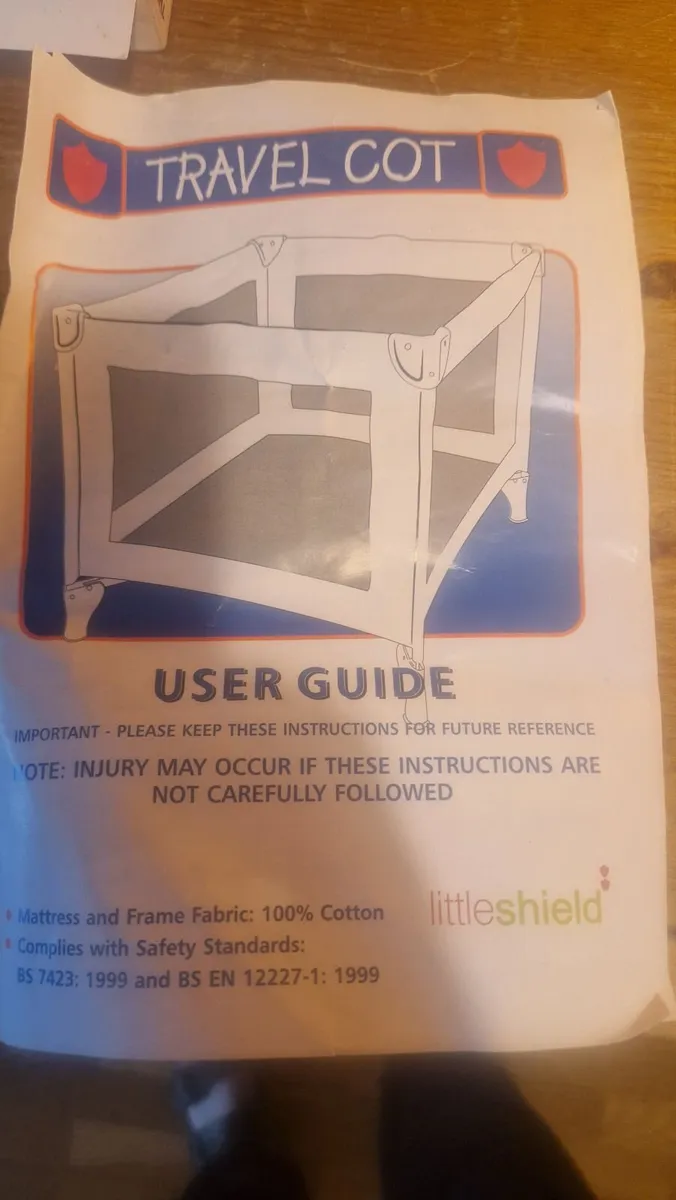 Free travel cot - Image 4