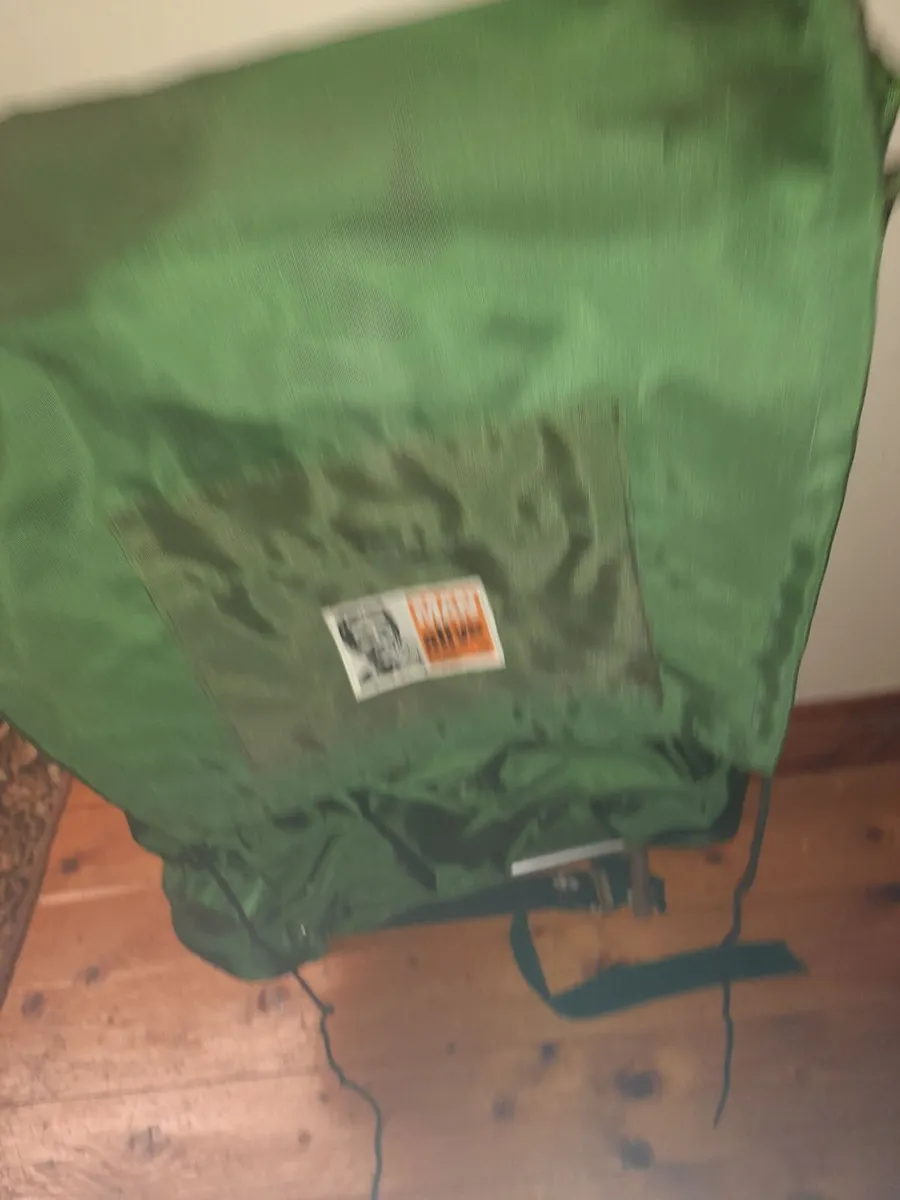 Hiking  back pack - Image 3