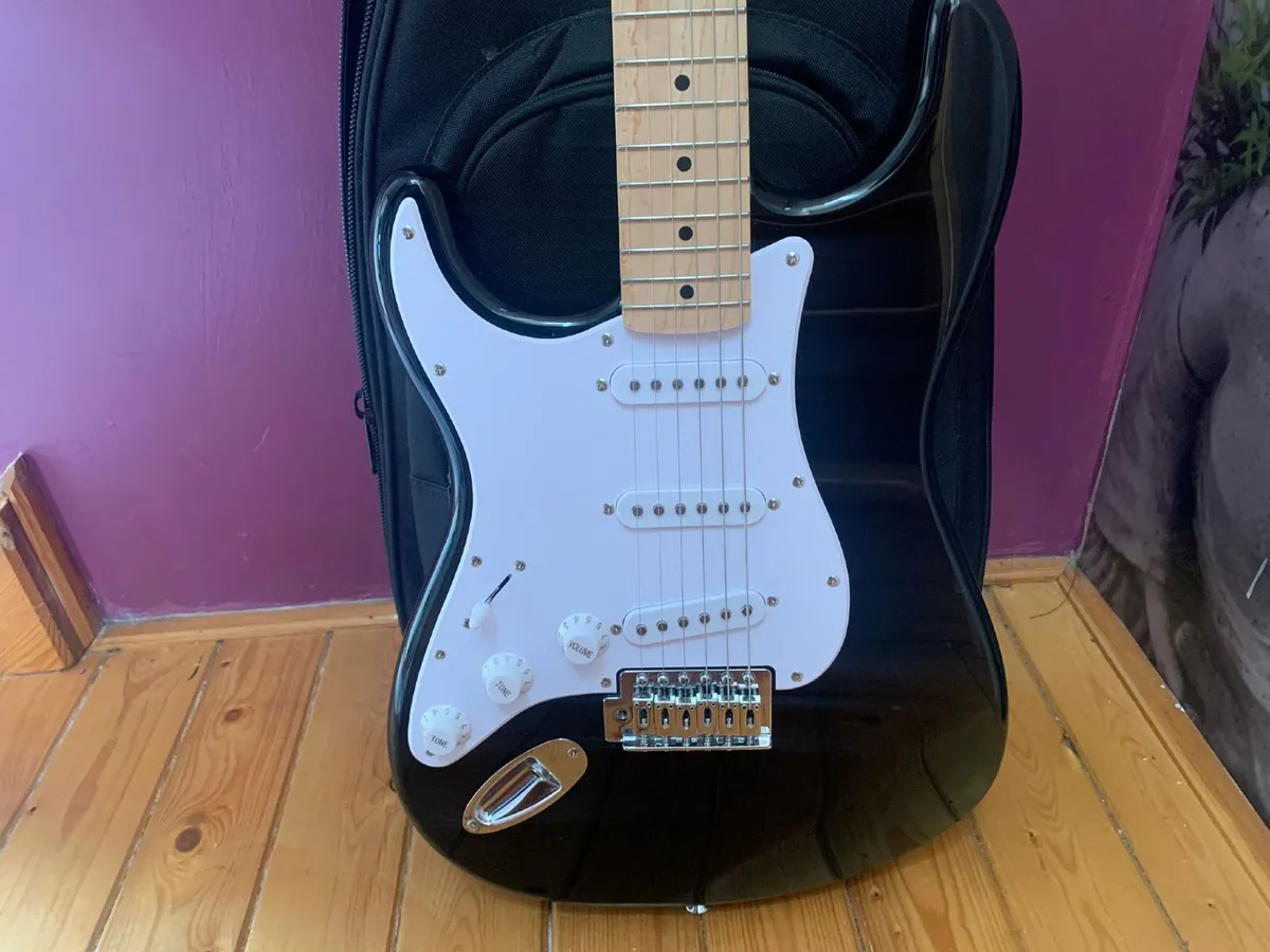 Electric guitar - Image 2