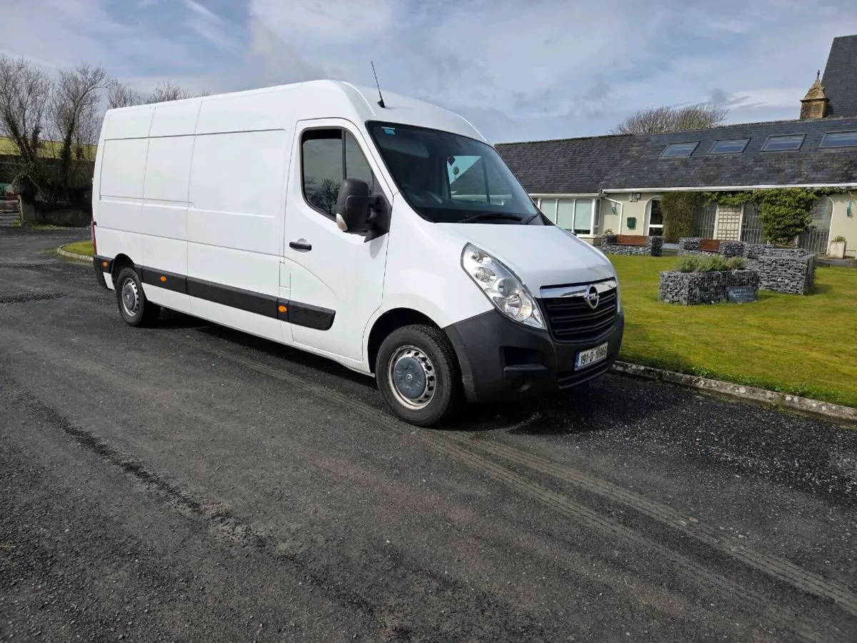 Opel Movano 💥Tiny Milage 💥 - Image 2