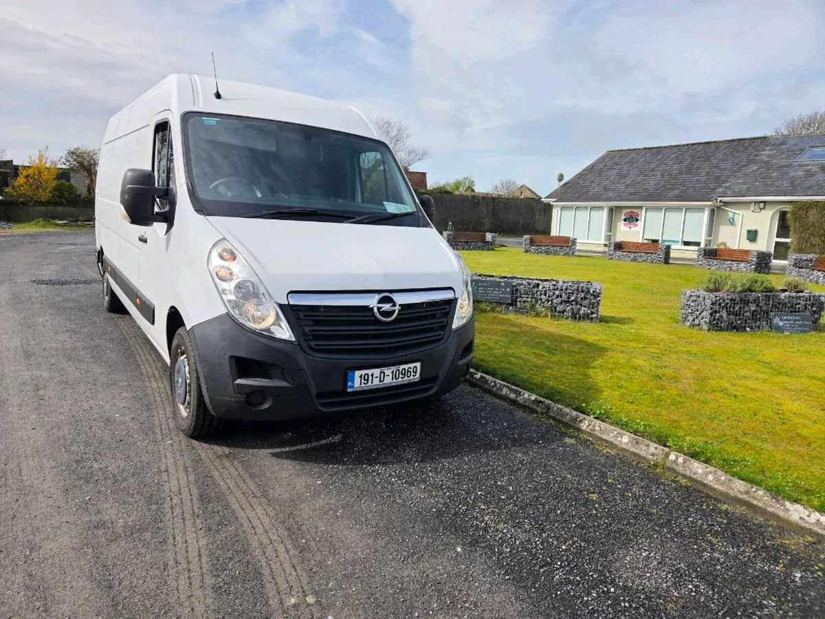 Opel Movano 💥Tiny Milage 💥 - Image 3