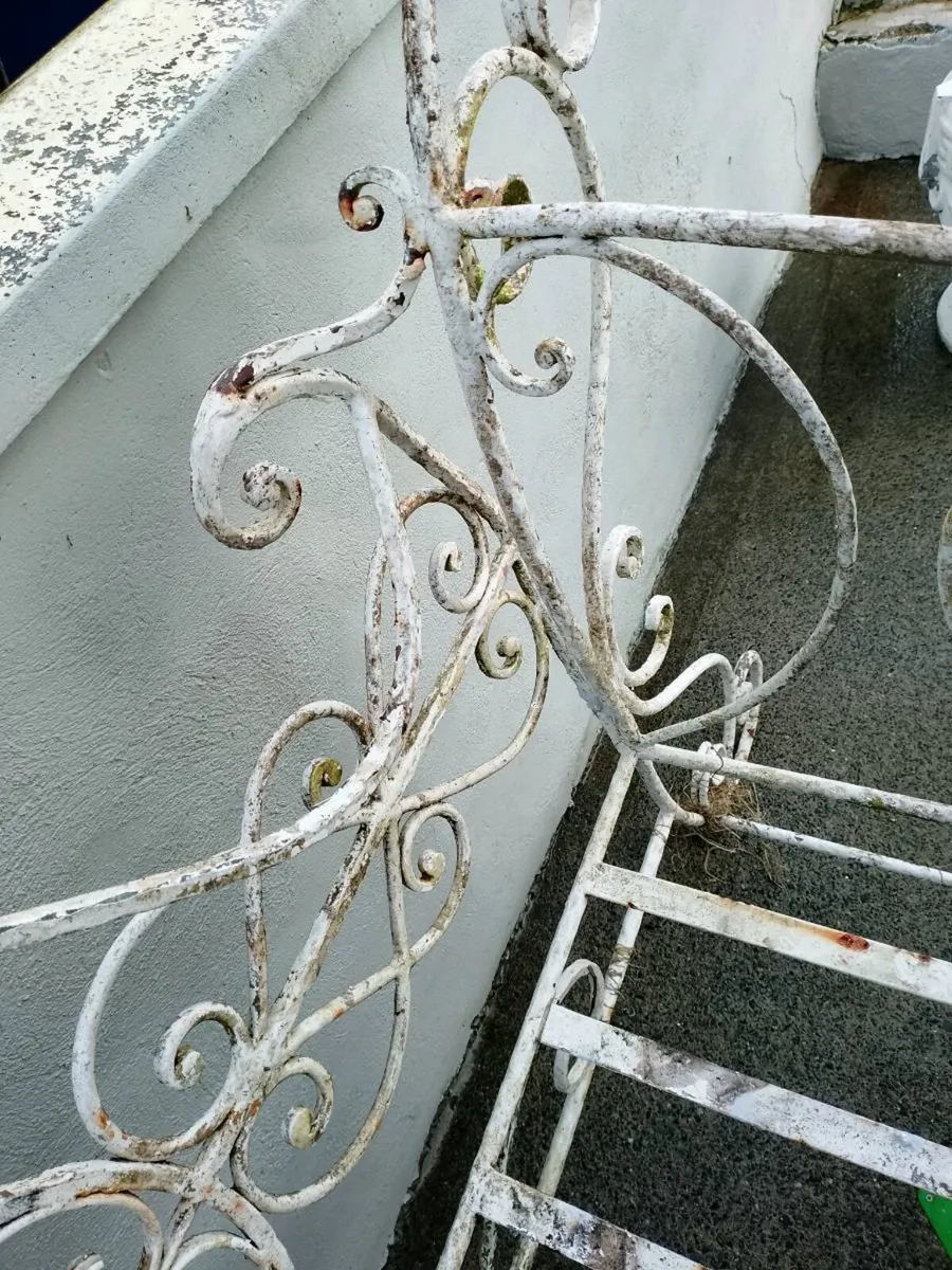 Victorian bench - Image 3