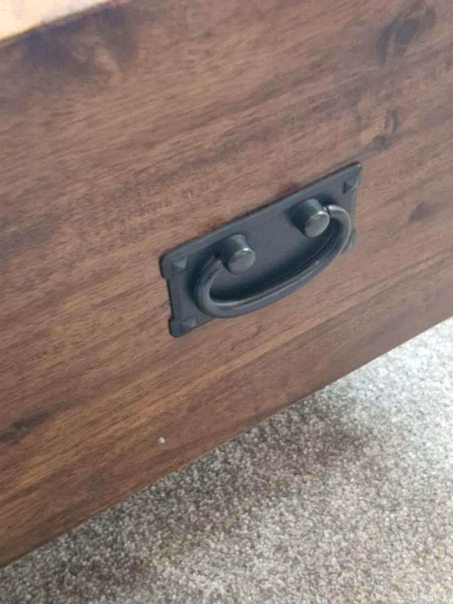 Solid wood coffee table - Image 4