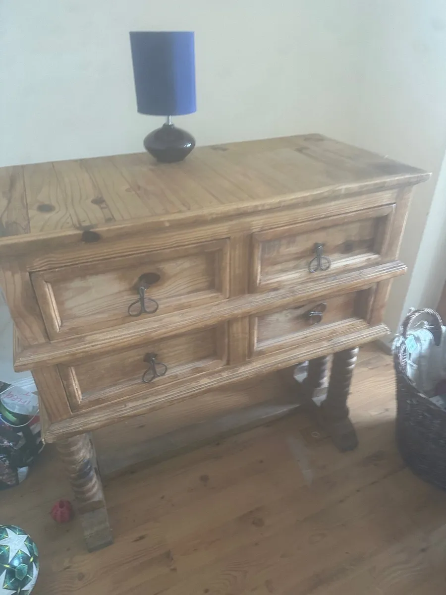 Wooden unit - Image 1