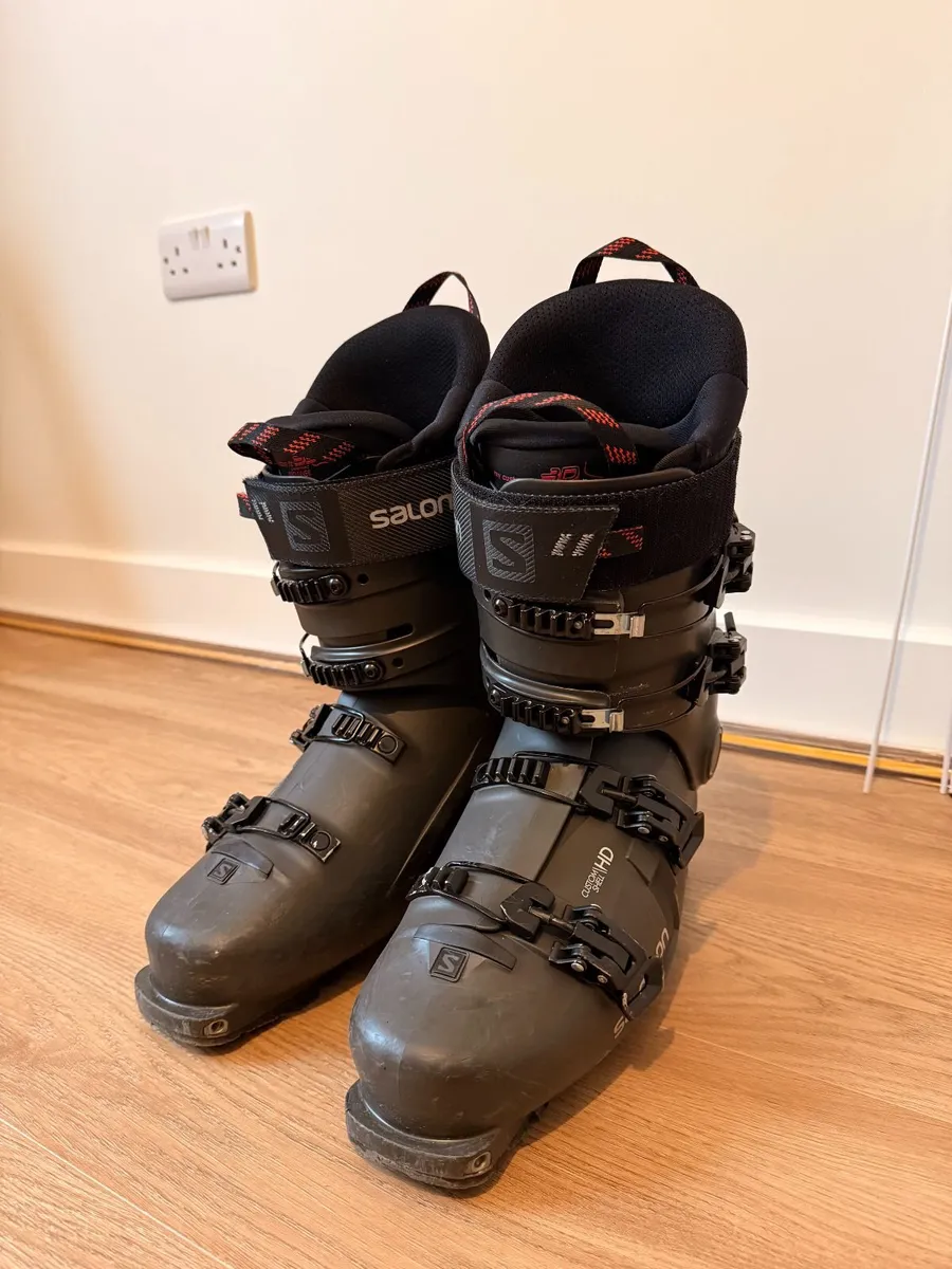 Salomon ski touring boots, size 46 - Image 1