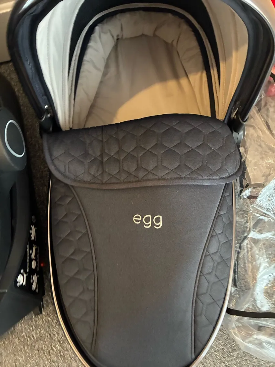 Egg 2 all parts travel system - Image 3