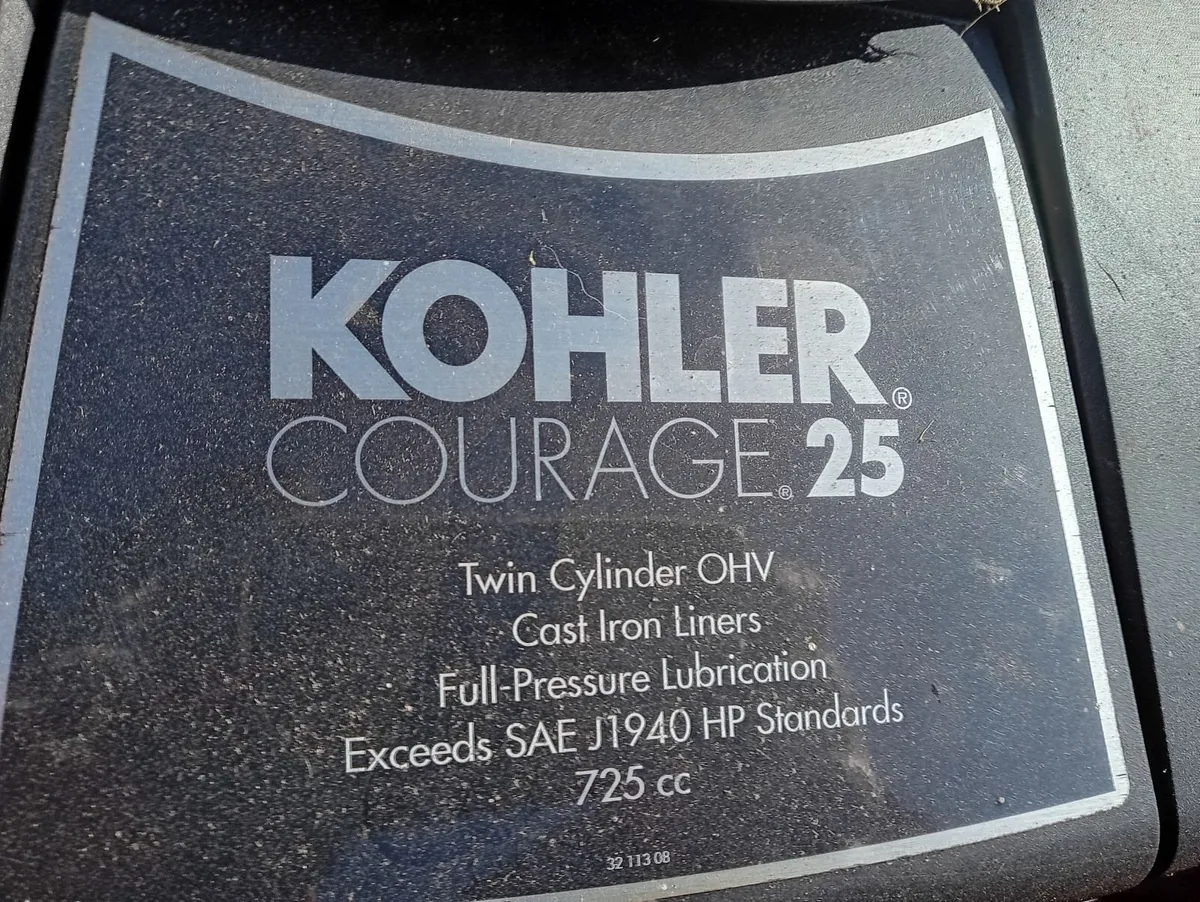 Husqvarna ride on lawnmower - Image 3