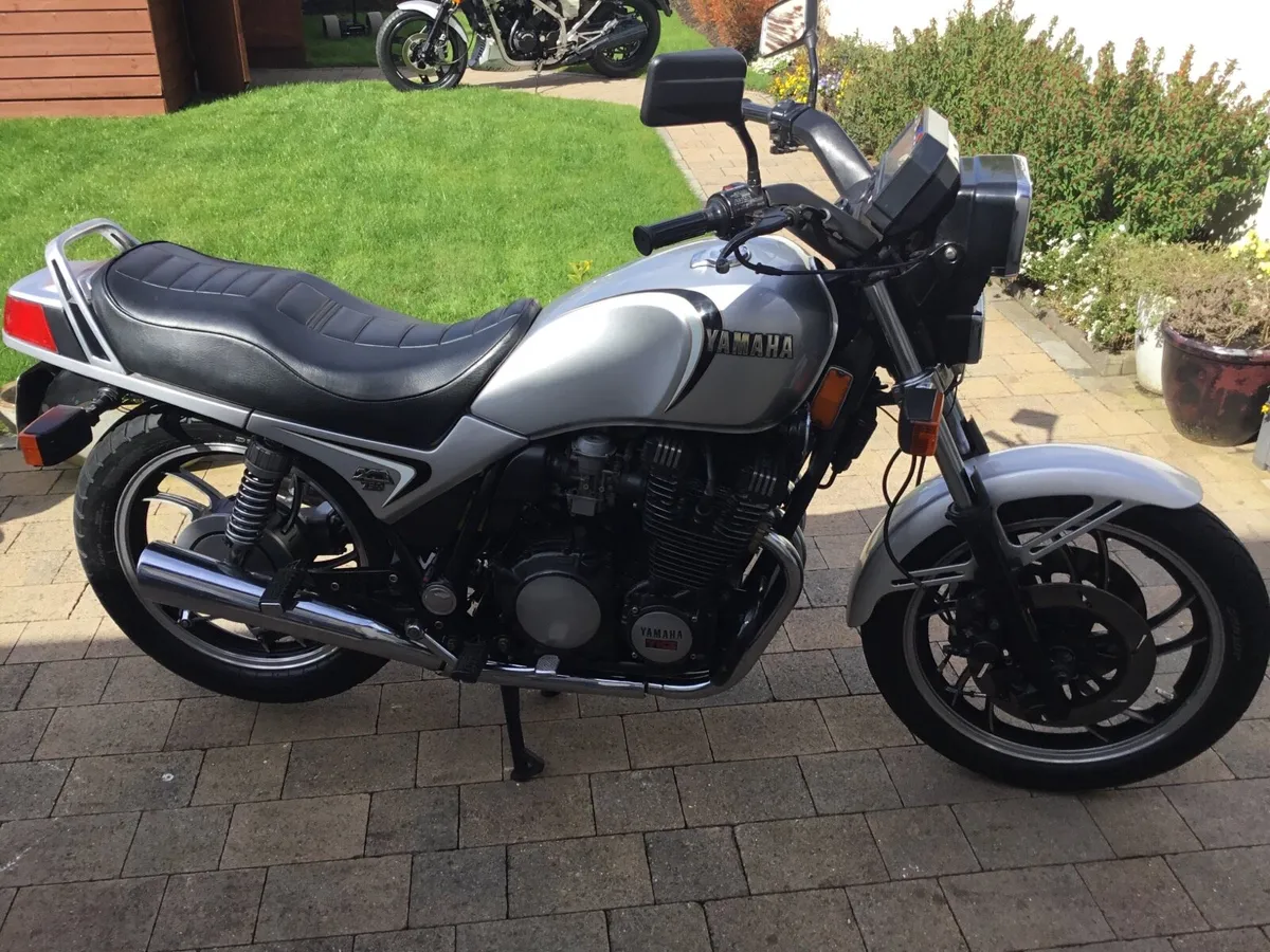 Motorcycle - Image 4