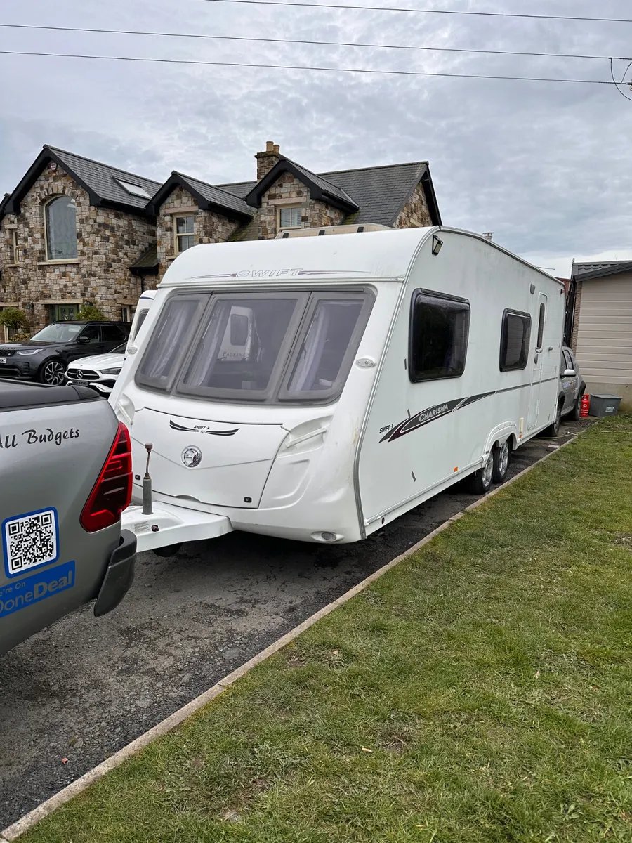 ✨STUNNING SWIFT CHARISMA 6 BERTH✨ - Image 1