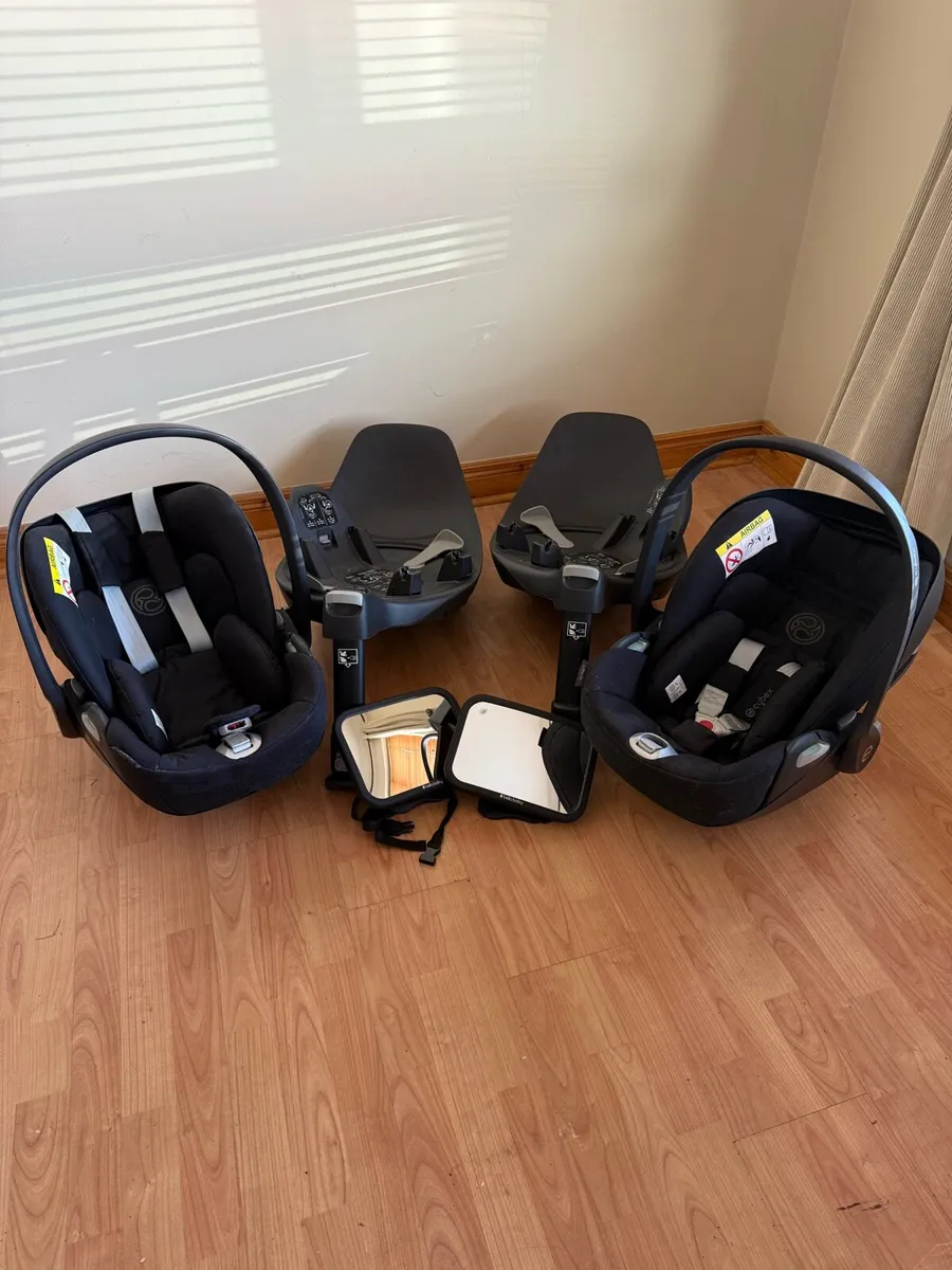 iCandy Peach 7 twin bundle Excellent Condition - Image 3