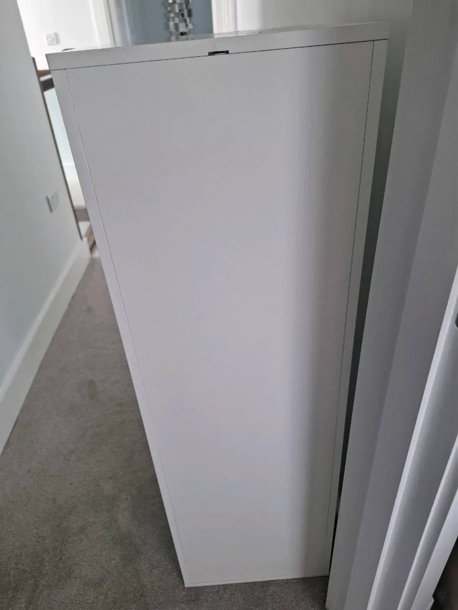 Alex drawers 9 drawer - Image 4