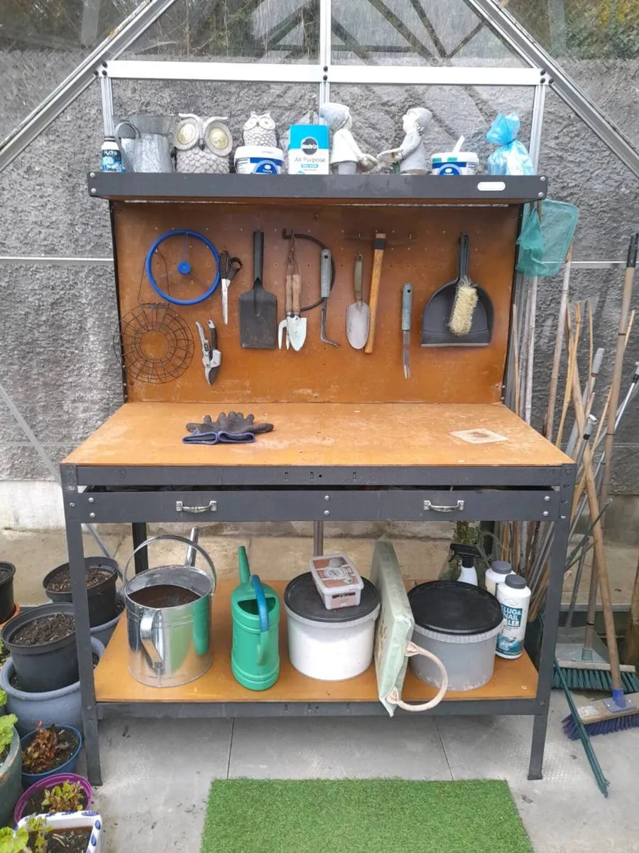 12' x 8' GREENHOUSE - Image 3