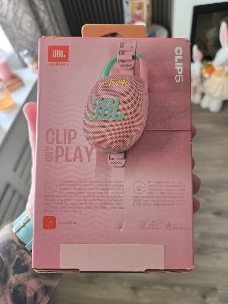 Clip and play speaker - Image 2