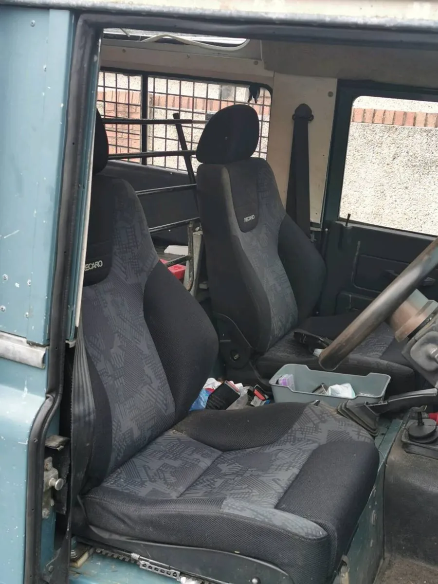 1984 Land Defender 90 - Image 2