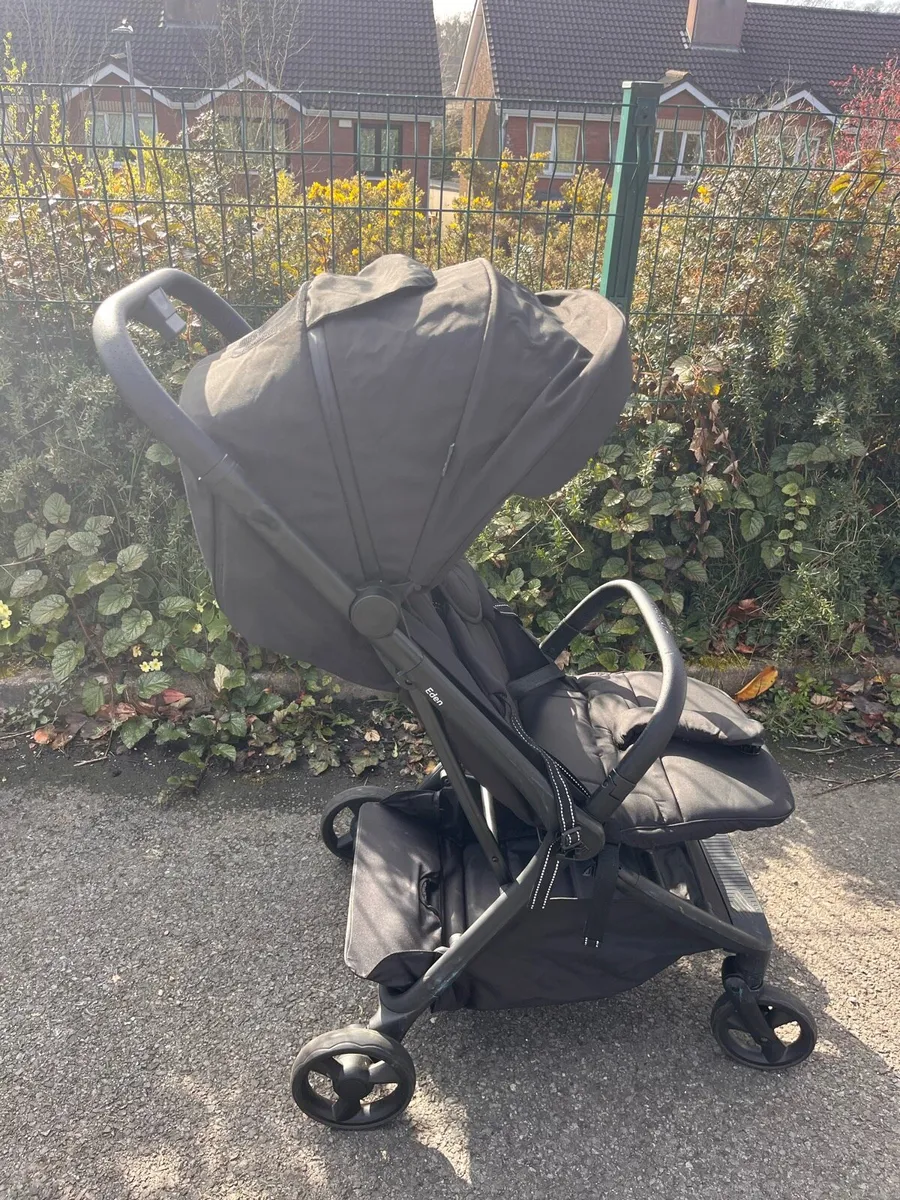 Stroller - Image 1