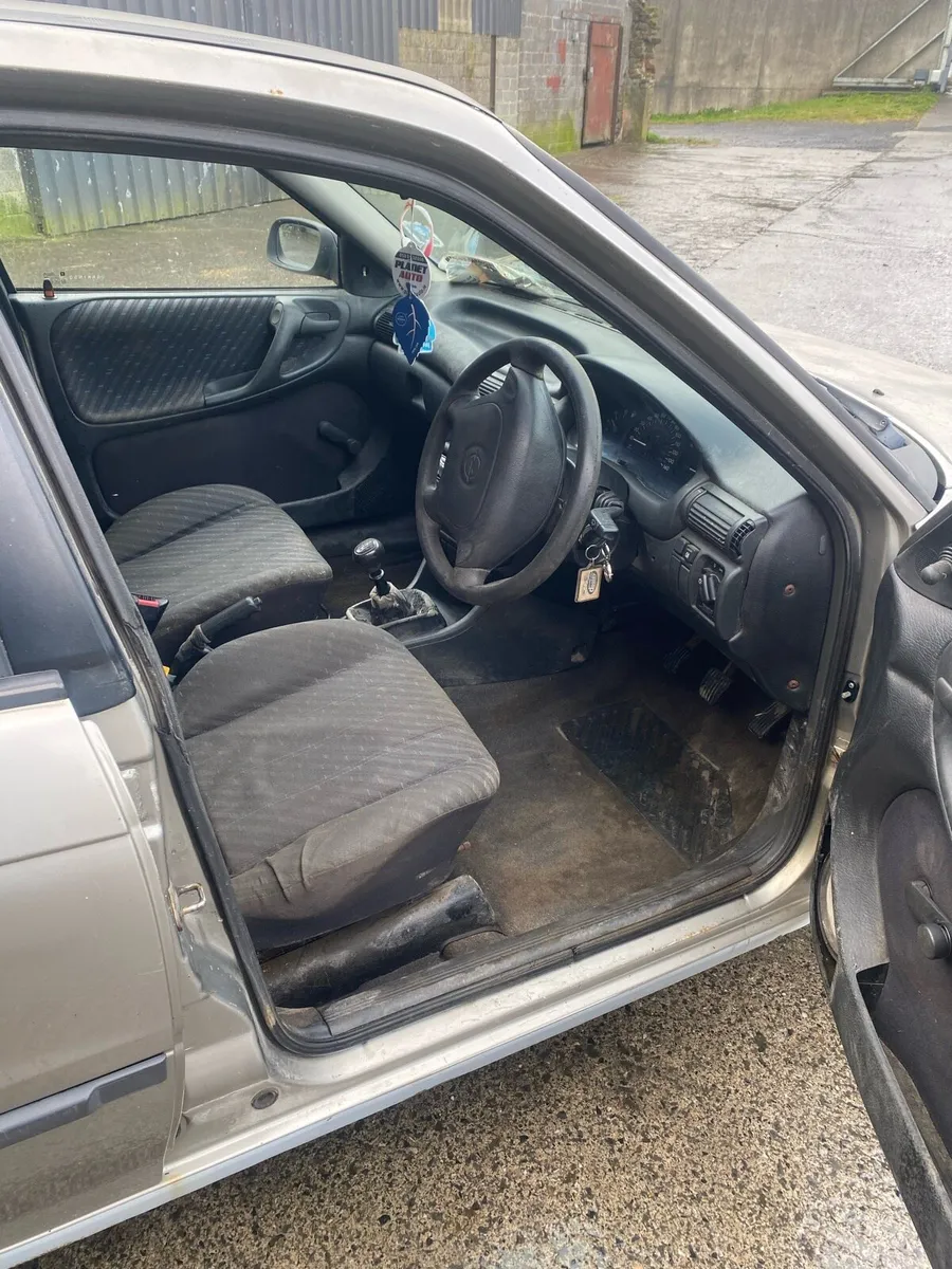 Opel Astra - Image 3