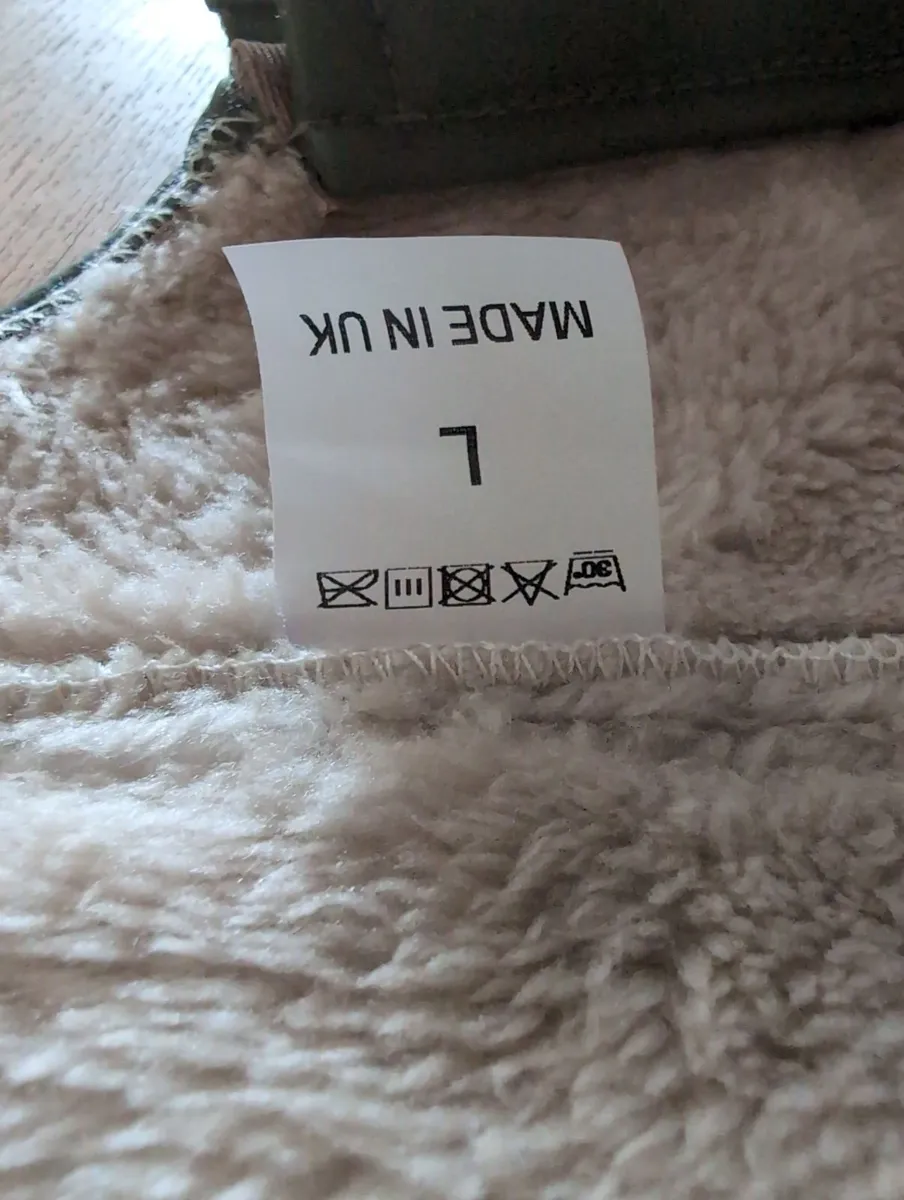 Whippet/Lurcher weather resistant fitted raincoat - Image 4