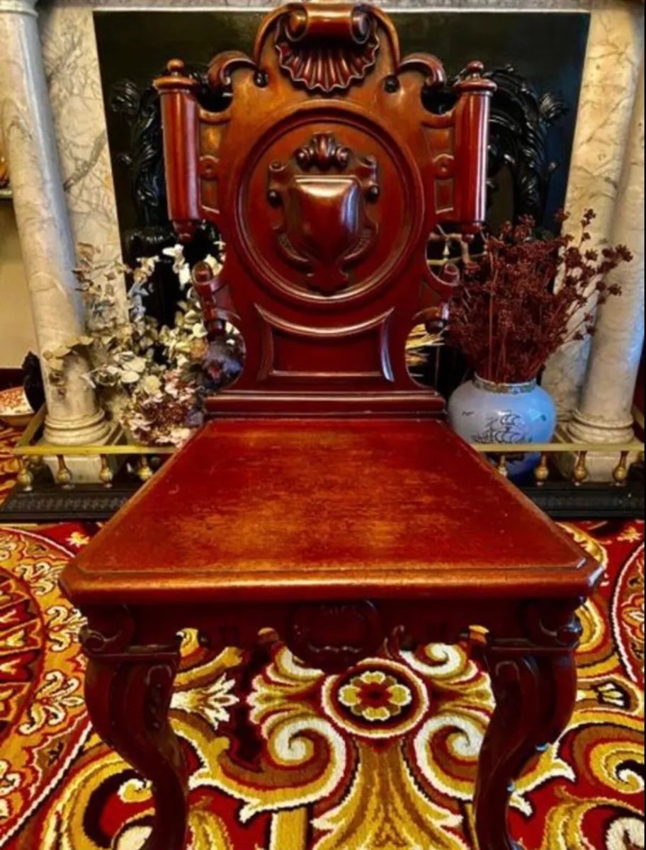 Mahogany Shield back Hall chair - Image 1