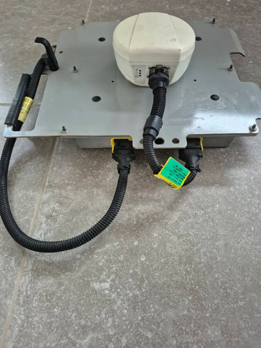 Novatel smart 6 RTK Unlocked reciver - Image 3