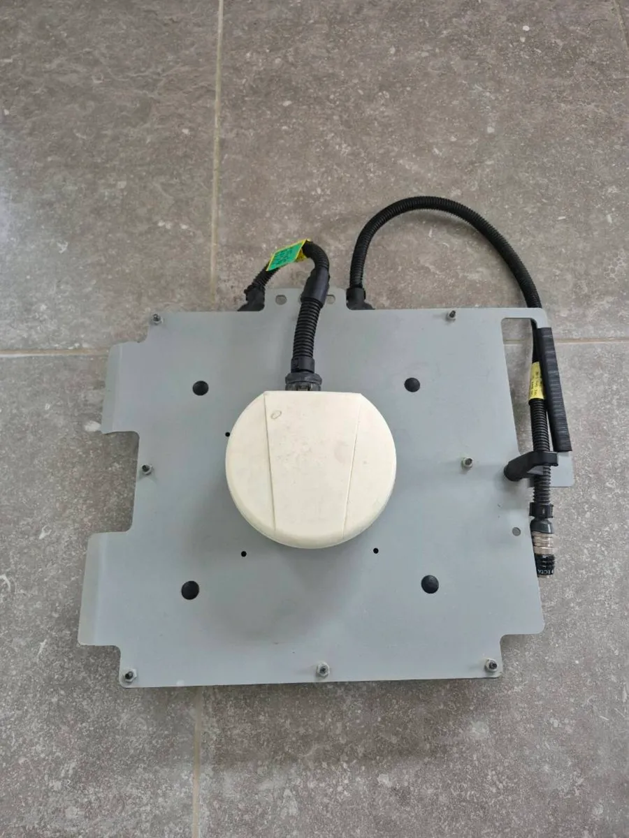 Novatel smart 6 RTK Unlocked reciver - Image 4