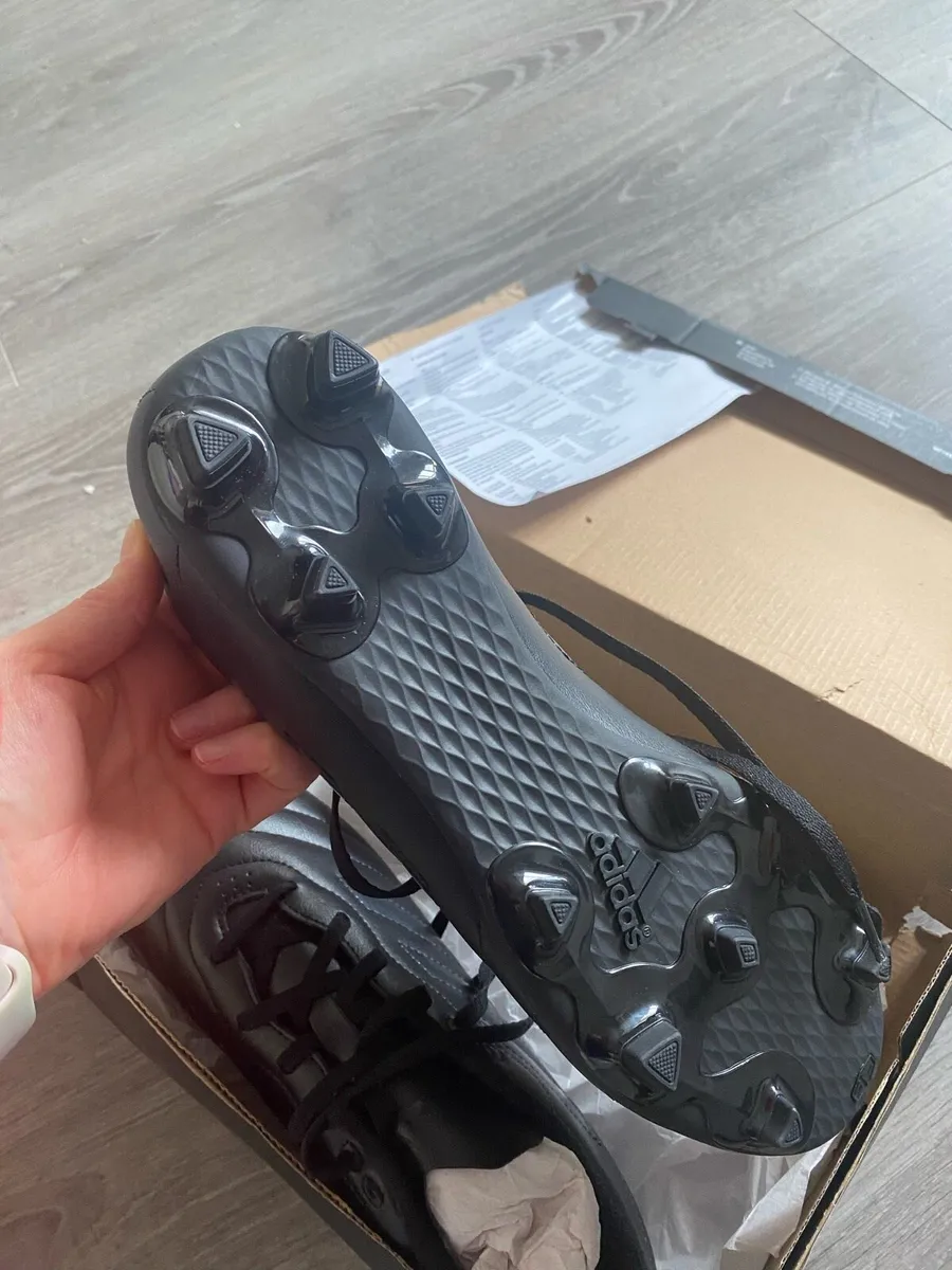 Adidas Football Boots men size 45.5 (10.5uk) - Image 2