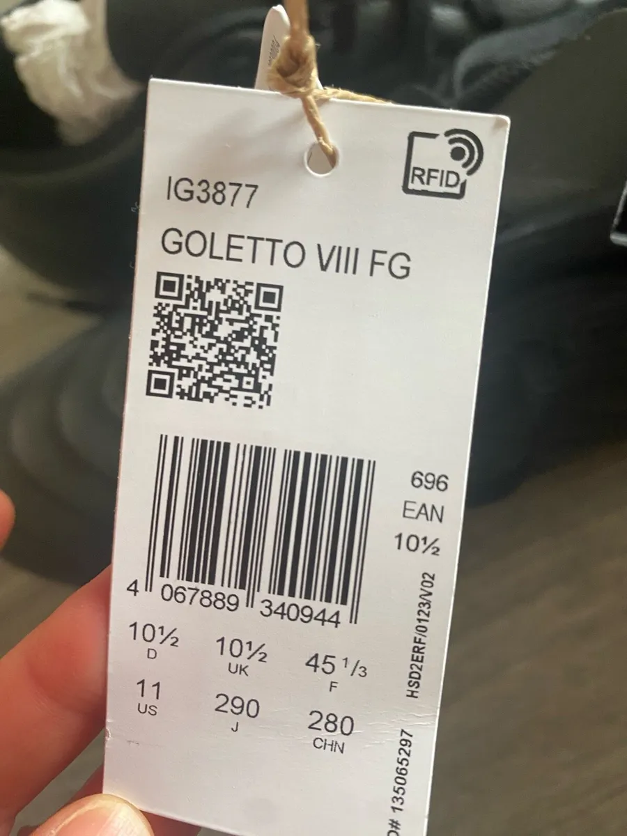 Adidas Football Boots men size 45.5 (10.5uk) - Image 3