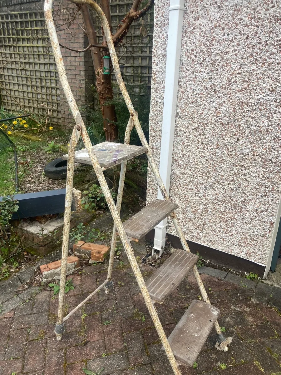 Old step ladder