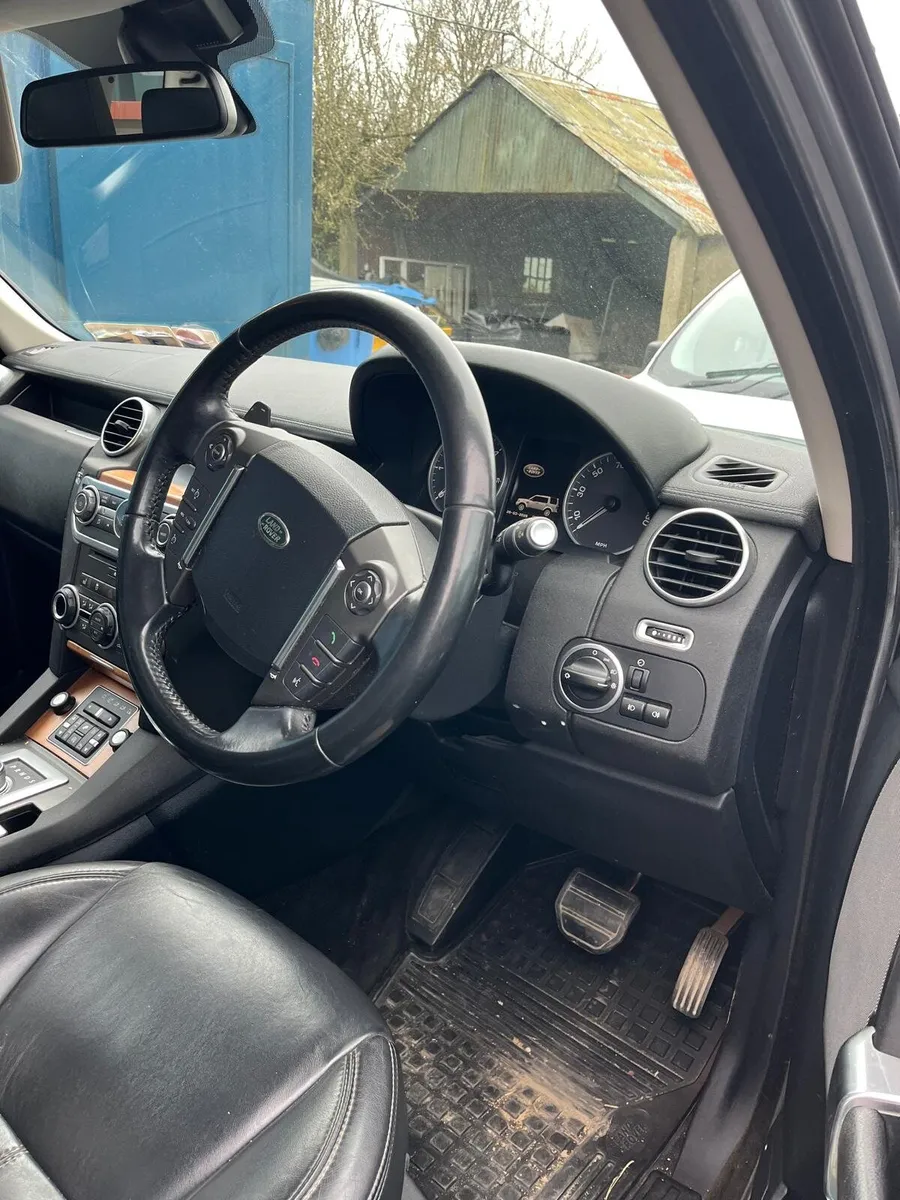 152 Land-rover Discovery (for Reconditioning) - Image 4