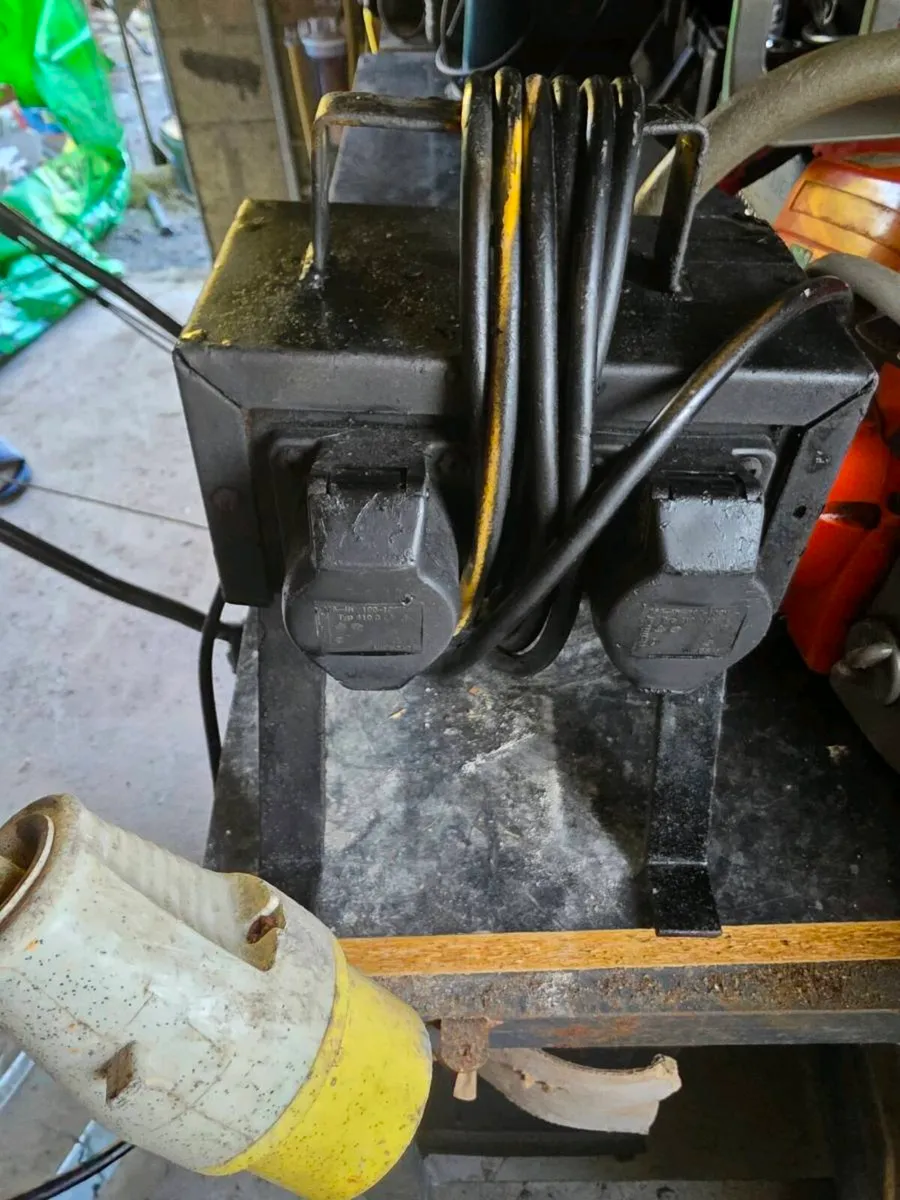 Garage clear out - Image 1