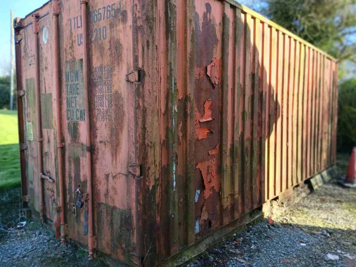 Shipping container 20ft - Image 1