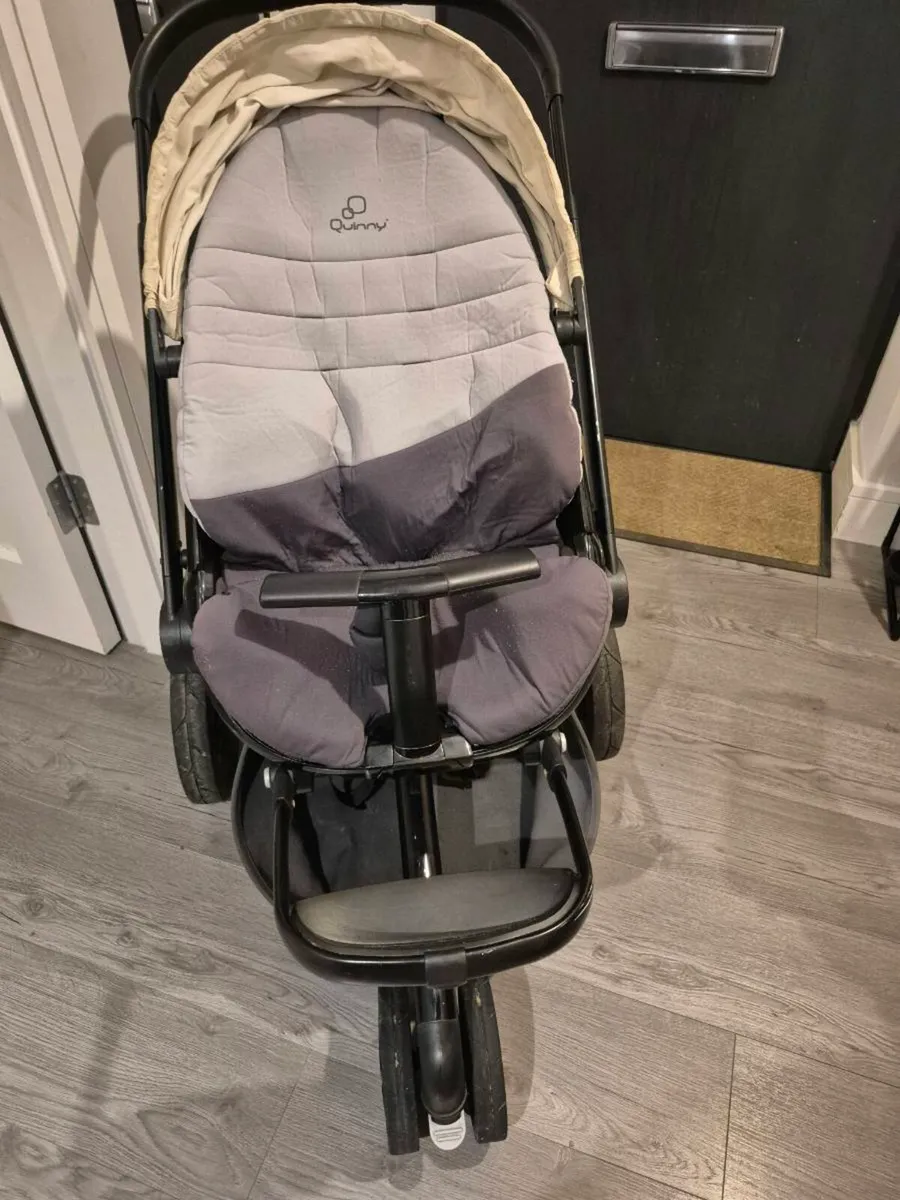 Stroller - Image 1