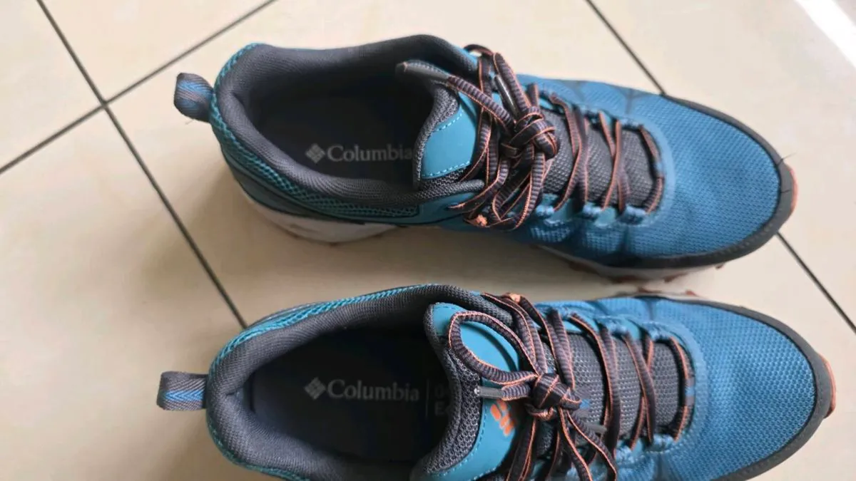 Columbia peakfreak hiking shoes - Image 4
